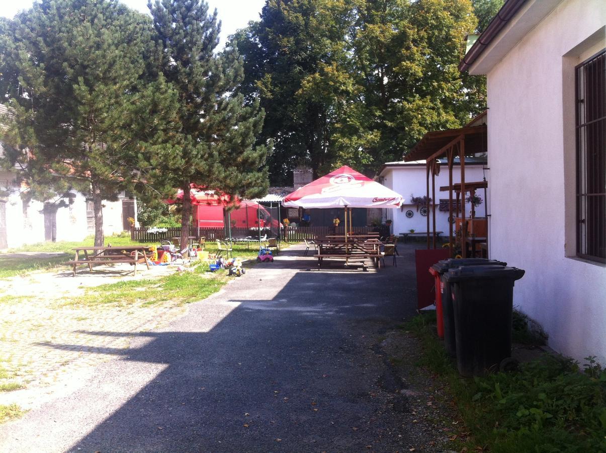 Hotel Bělohlávek Holoubkov Esterno foto